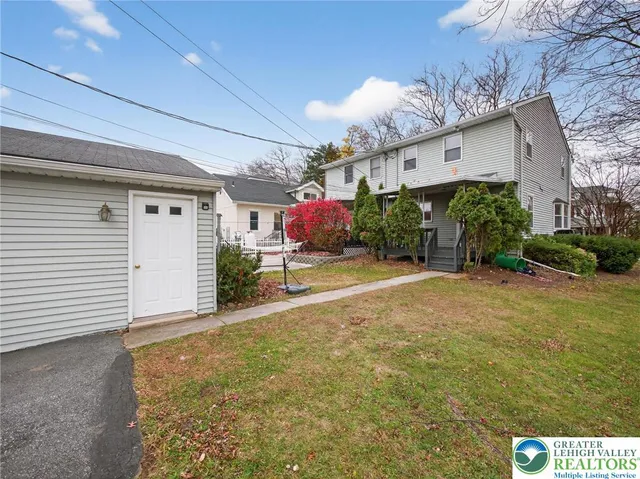 $2,050 | 2149 Allen Street, Allentown, PA 18104