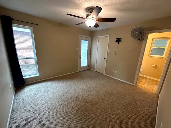 $1,350 | 12048 Texas National Boulevard, Willis, TX 77378