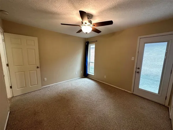 $1,350 | 12048 Texas National Boulevard, Willis, TX 77378