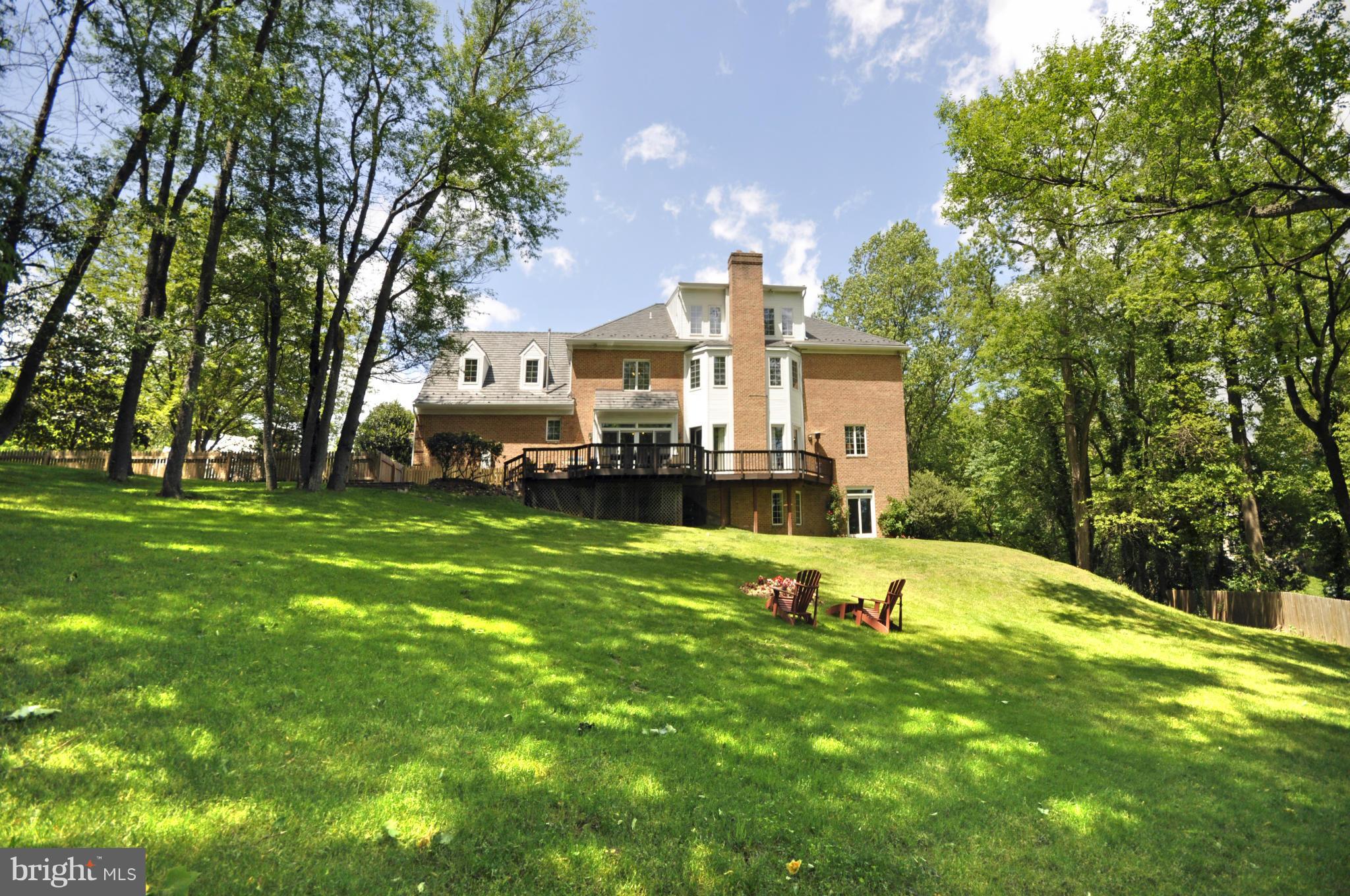 933 Bellview Road McLean, VA 22102 - Photo 28 of 30 Exterior (Rear)