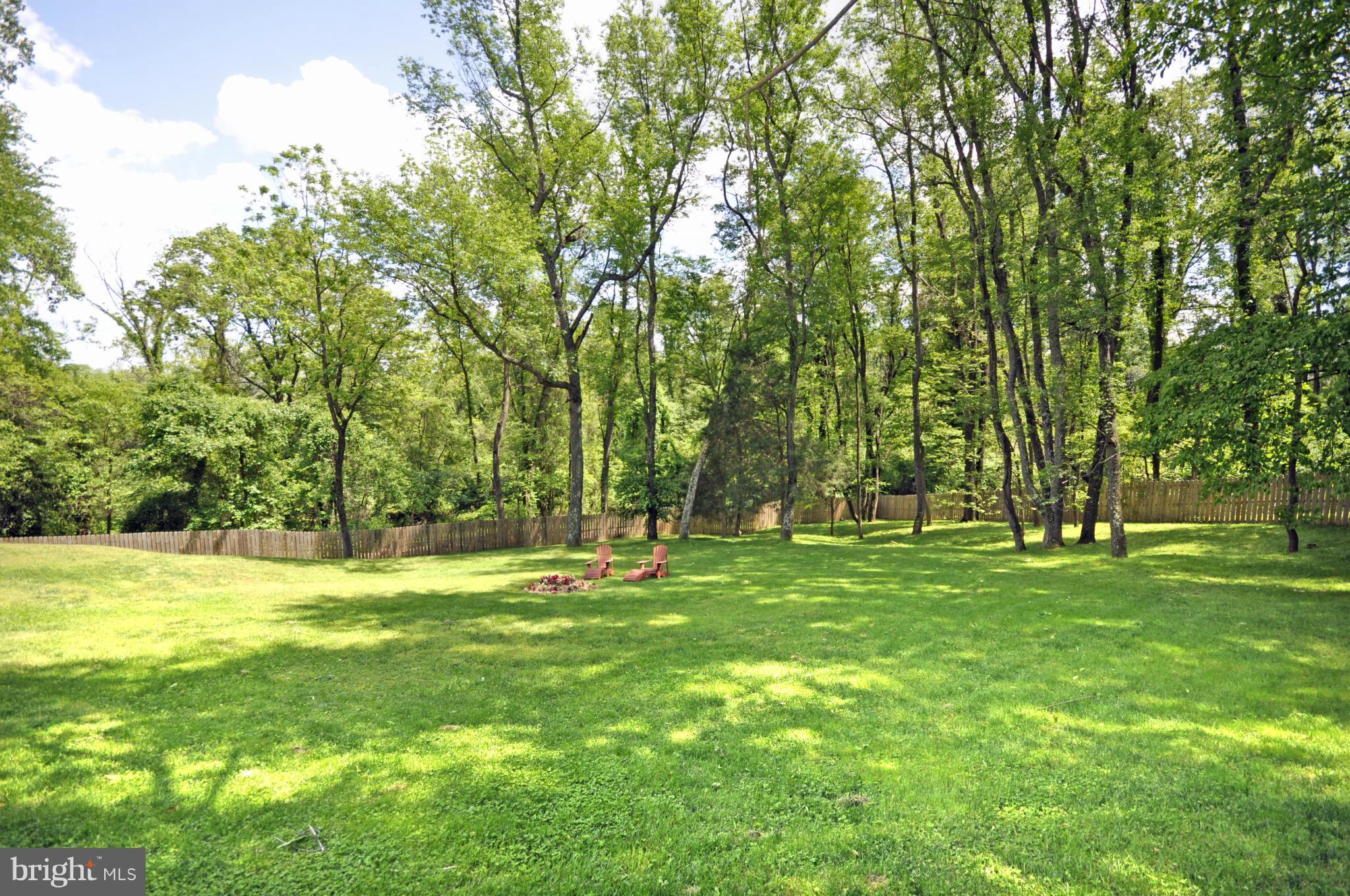 933 Bellview Road McLean, VA 22102 - Photo 29 of 30 Exterior (Rear)