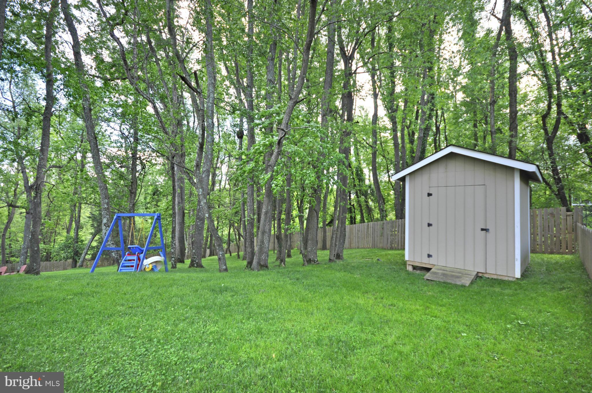 933 Bellview Road McLean, VA 22102 - Photo 30 of 30 Exterior (Rear)
