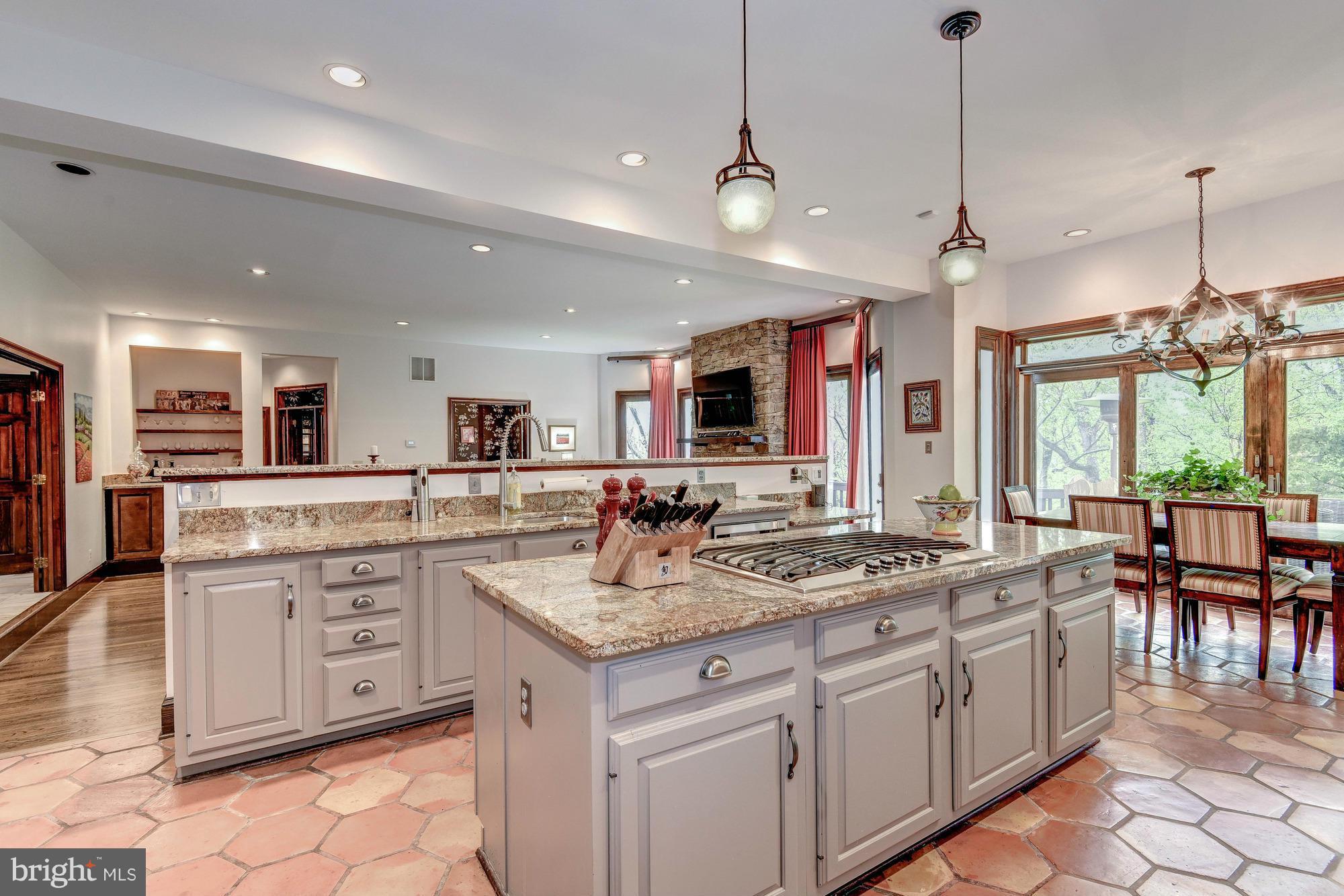 933 Bellview Road McLean, VA 22102 - Photo 8 of 30 Kitchen