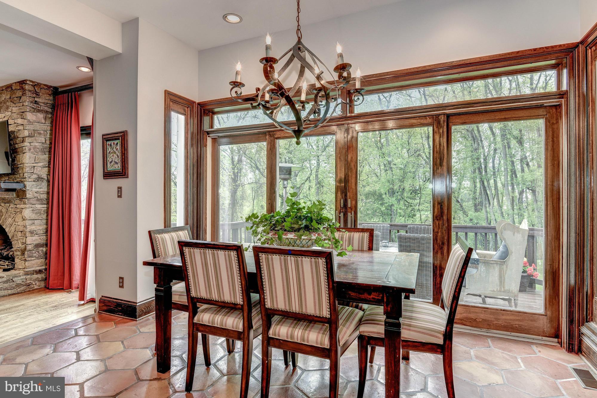 933 Bellview Road McLean, VA 22102 - Photo 10 of 30 Kitchen Breakfast Area