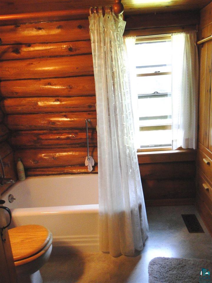 726 Old North Shore Road Two Harbors, MN 55616 - Photo 8 of 24