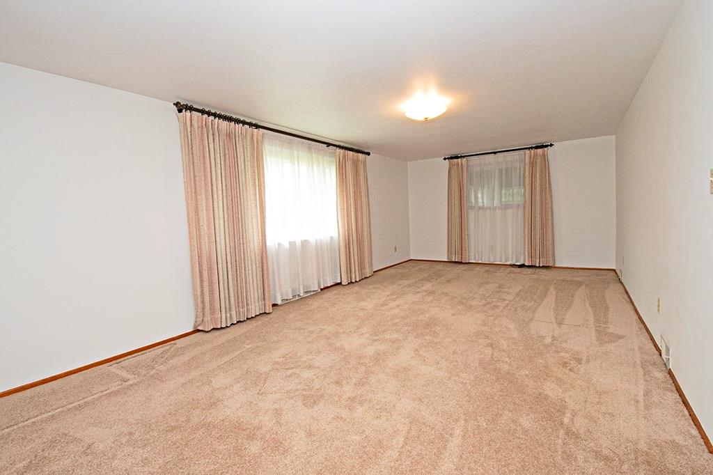 604 Fleming Road Sarver, PA 16055 - Photo 3 of 24