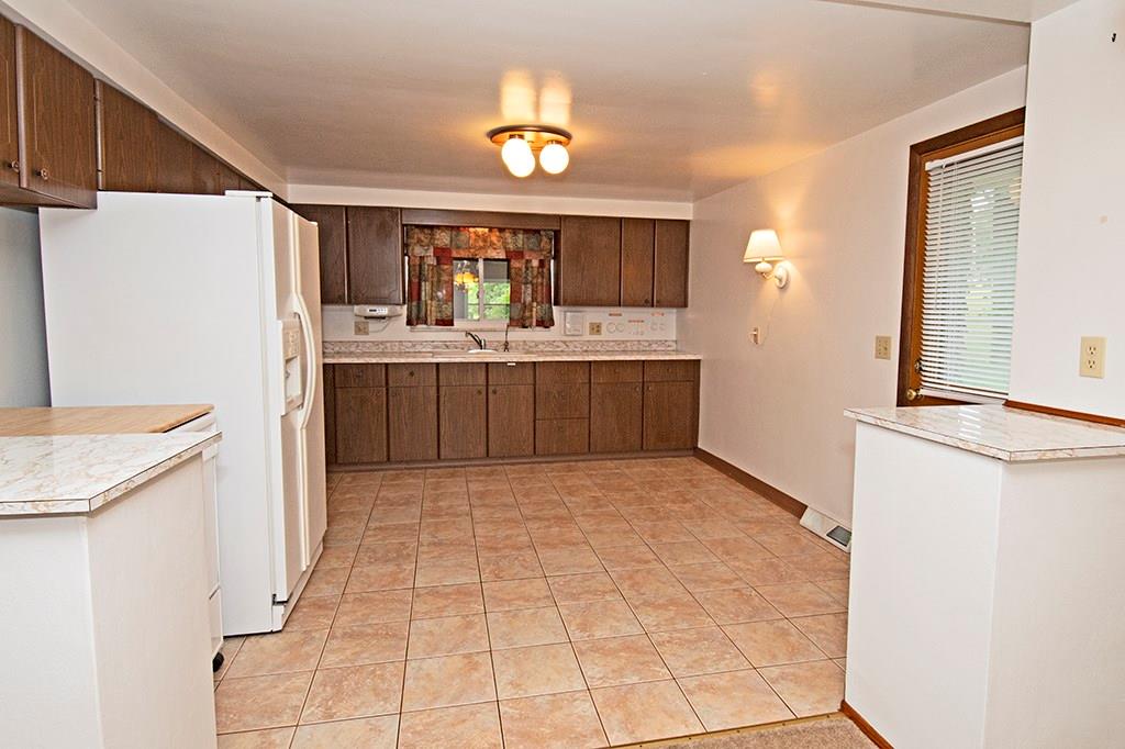 604 Fleming Road Sarver, PA 16055 - Photo 7 of 24