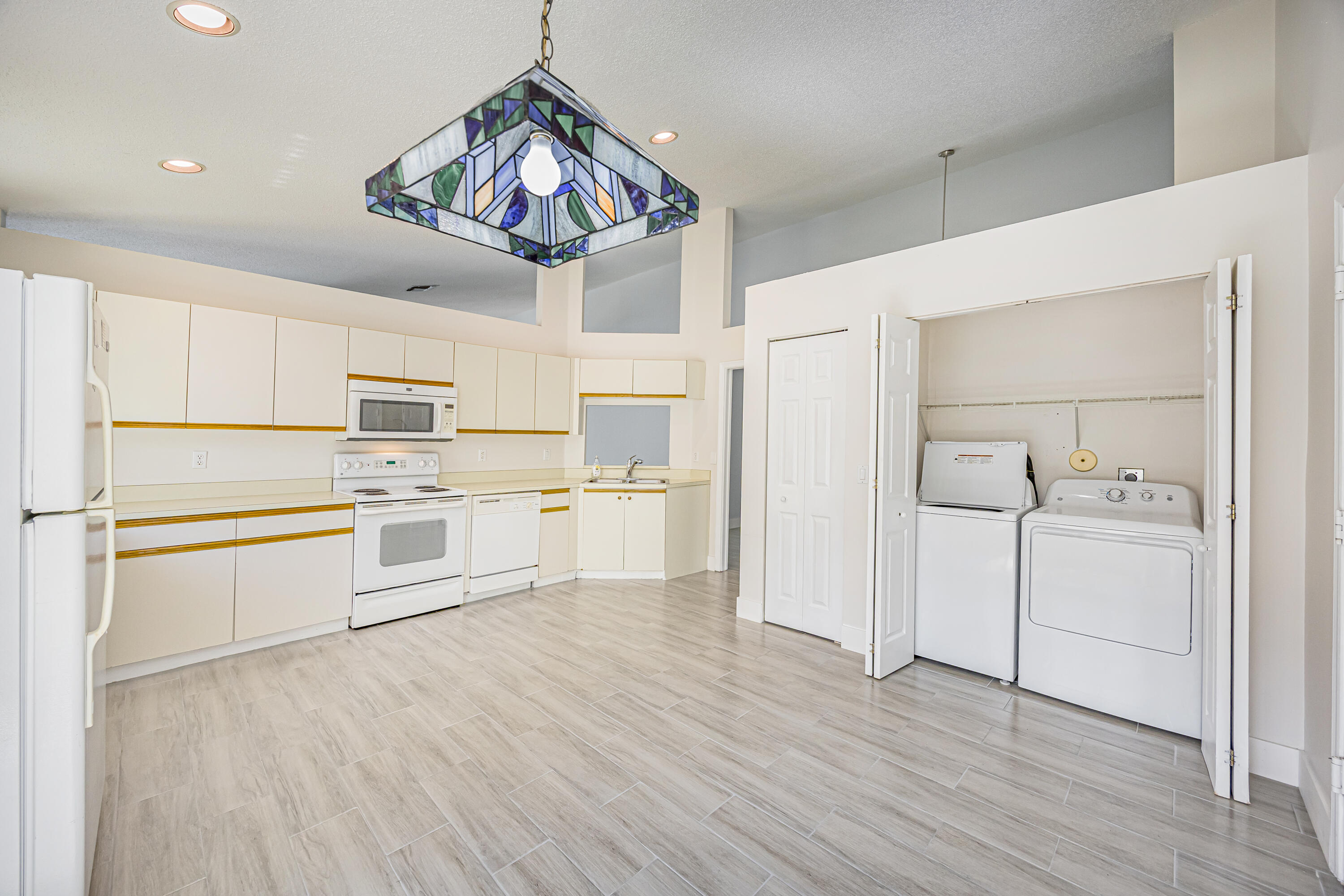 5148 Rosen Boulevard Boynton Beach, FL 33472 - Photo 17 of 50 0022_8916