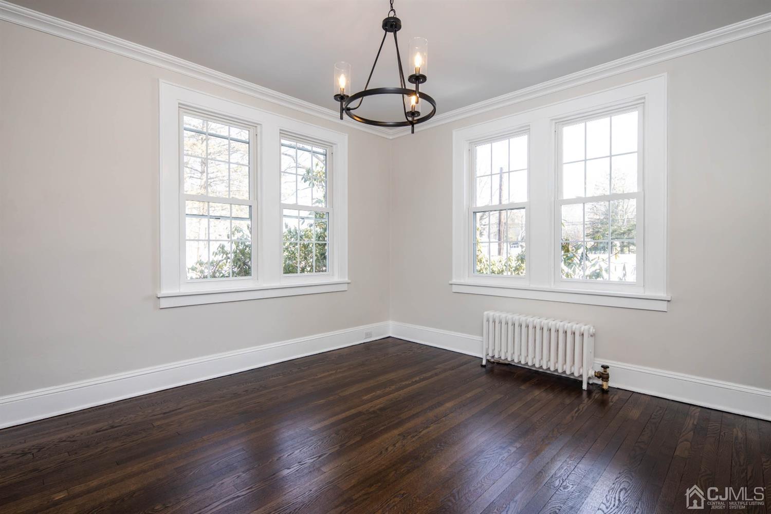 369 Franklin Road North Brunswick, NJ 08902 - Photo 12 of 33 Gallery Image 12