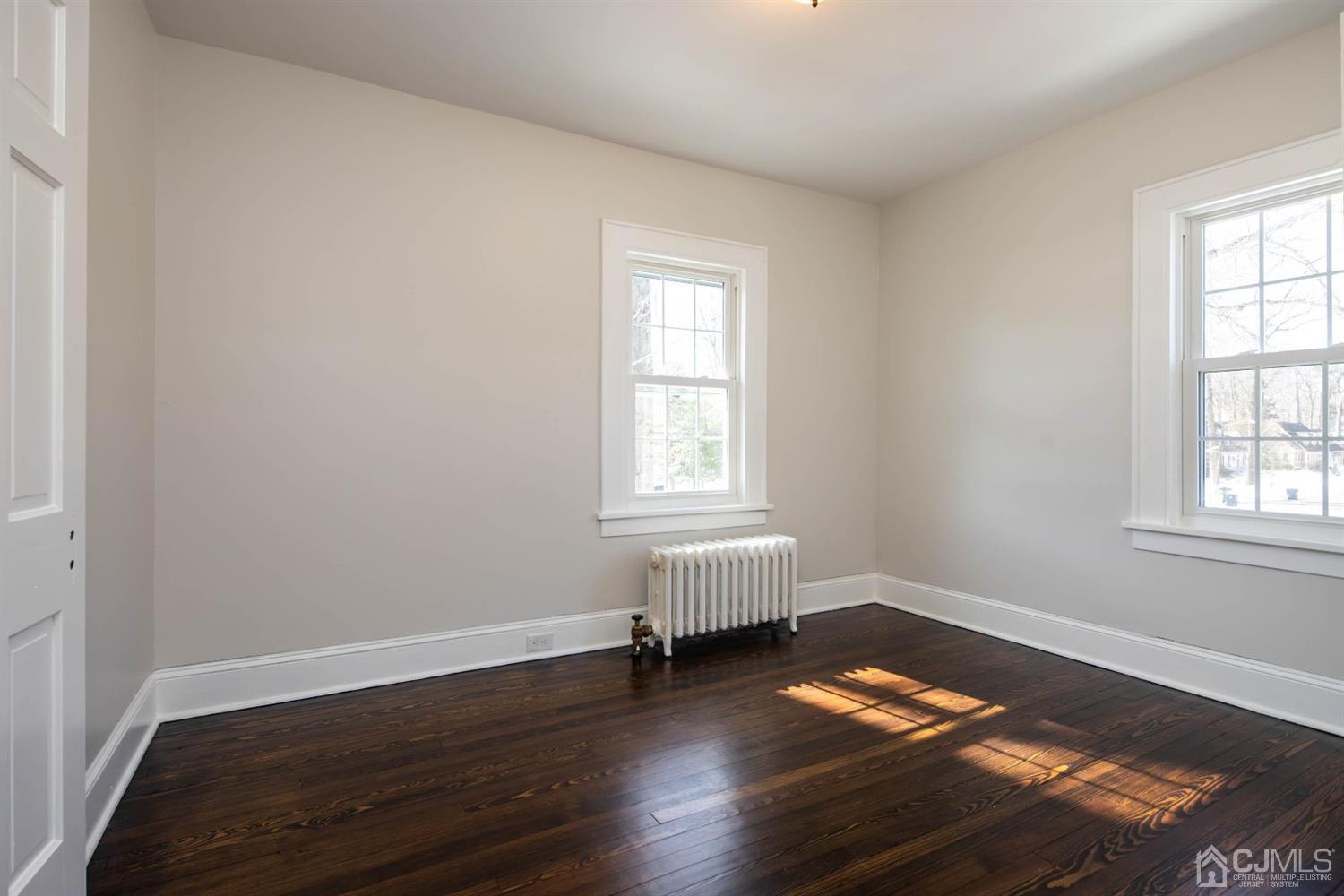 369 Franklin Road North Brunswick, NJ 08902 - Photo 23 of 33 Gallery Image 23