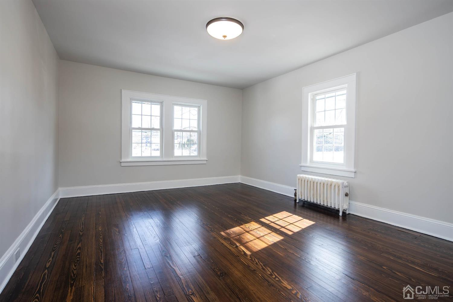 369 Franklin Road North Brunswick, NJ 08902 - Photo 24 of 33 Gallery Image 24