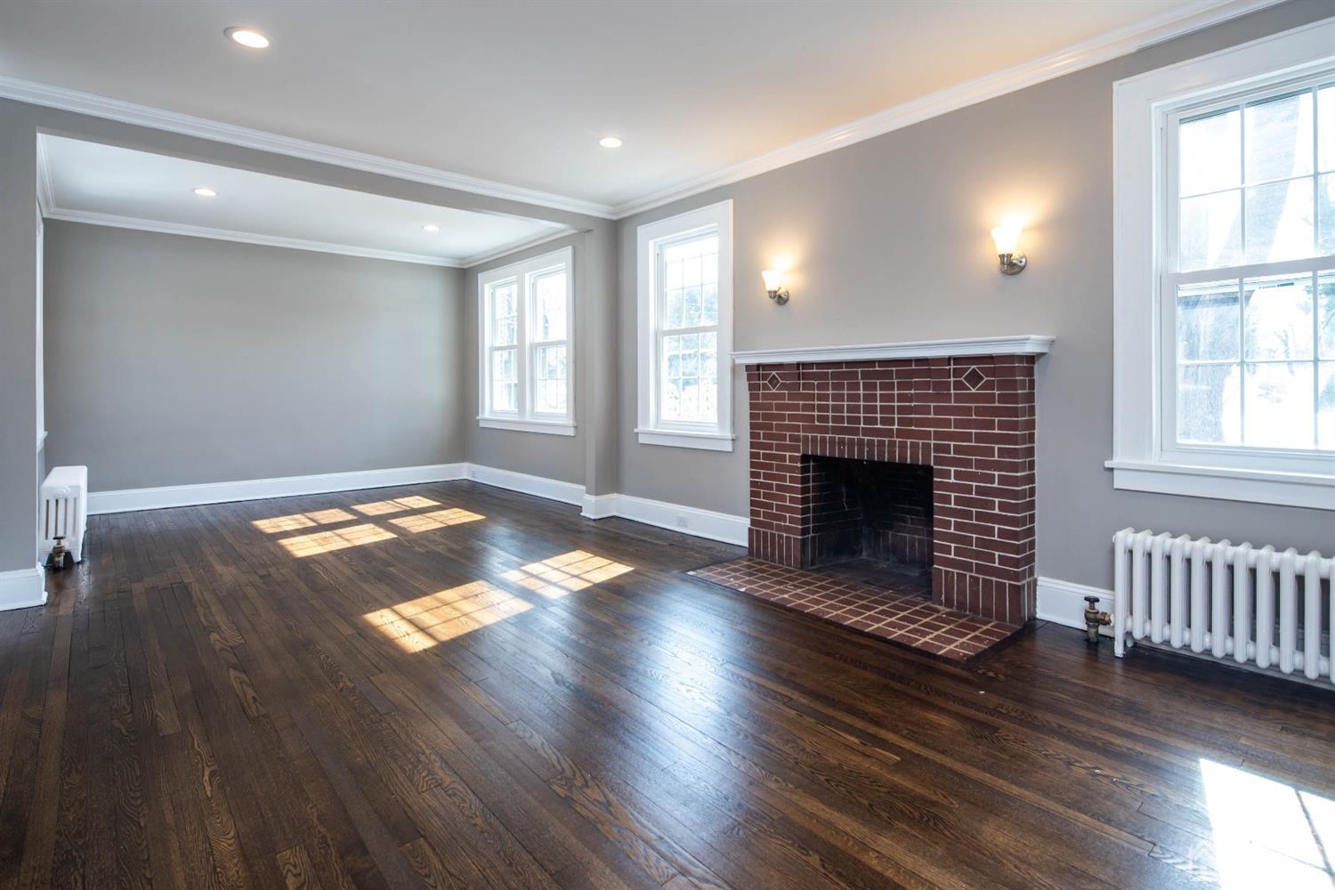 369 Franklin Road North Brunswick, NJ 08902 - Photo 7 of 33 Gallery Image 7
