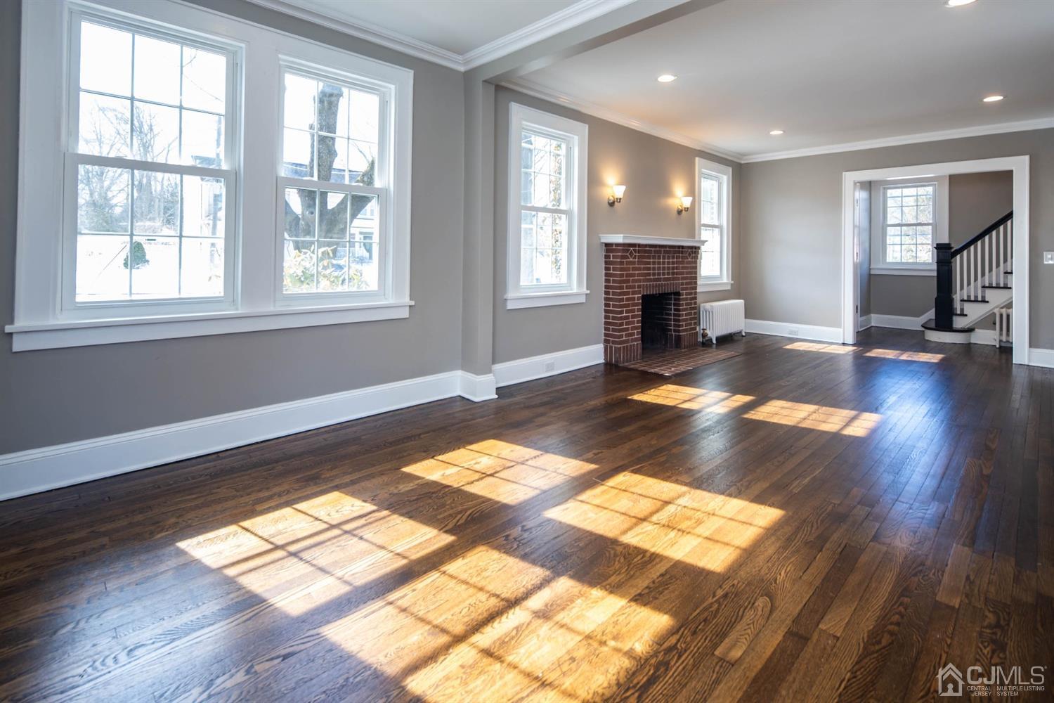 369 Franklin Road North Brunswick, NJ 08902 - Photo 10 of 33 Gallery Image 10