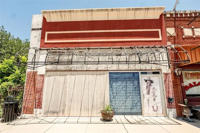 $345,000 | 316 Clay Street, Nocona, TX 76255