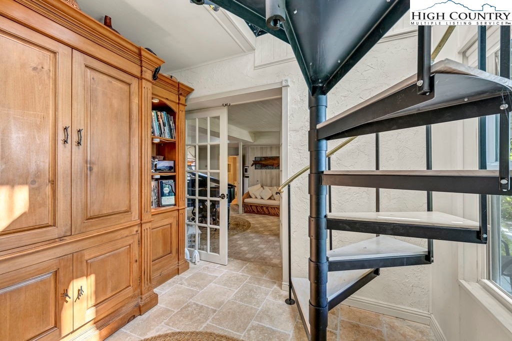 133 Wild Apple Drive Blowing Rock, NC 28605 - Photo 16 of 41