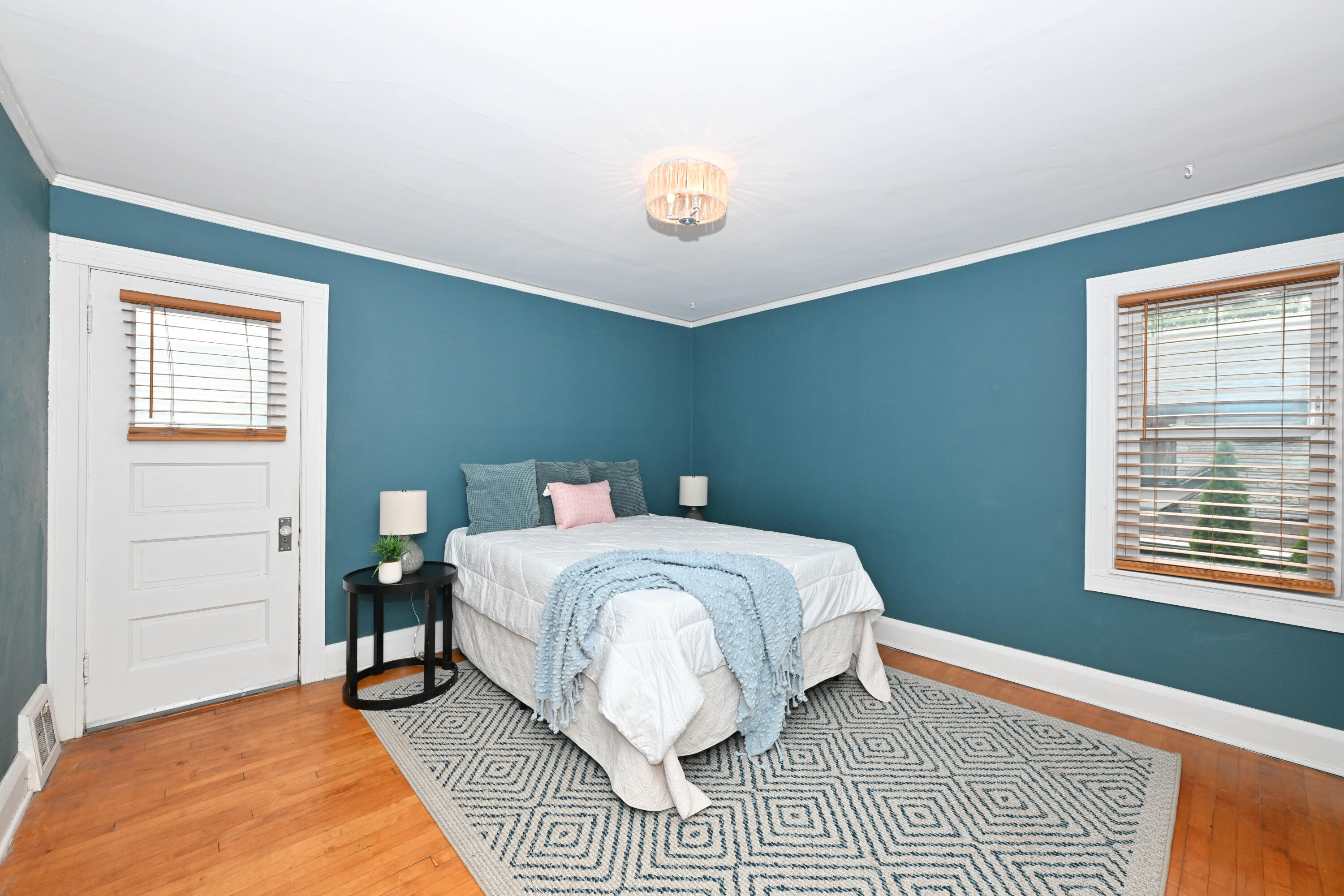 1915 North 53rd Street Milwaukee, WI 53208 - Photo 17 of 25 Primary Bedroom