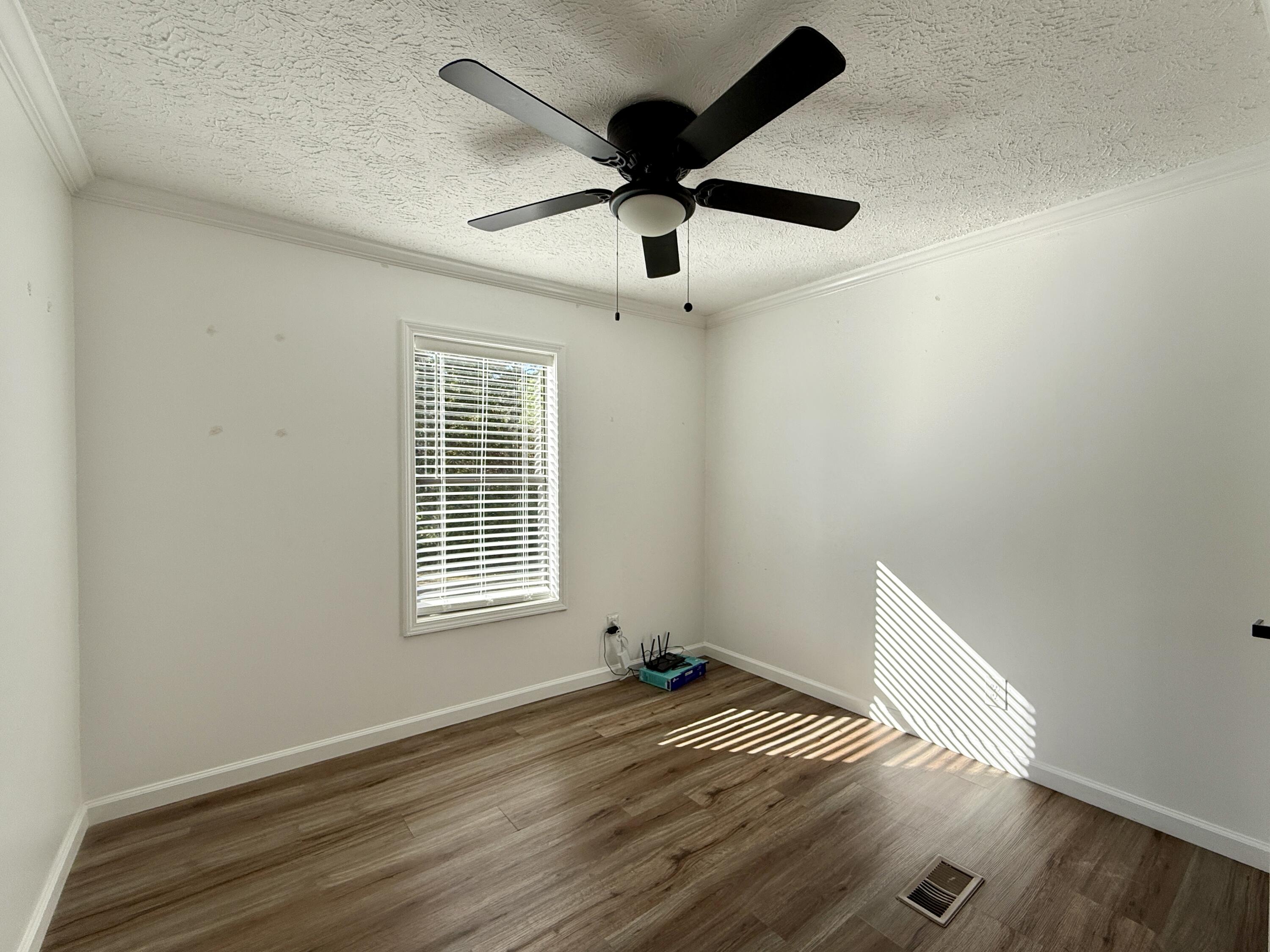 10199 Ga Highway Stapleton, GA 30823 - Photo 22 of 33 Back Bedroom