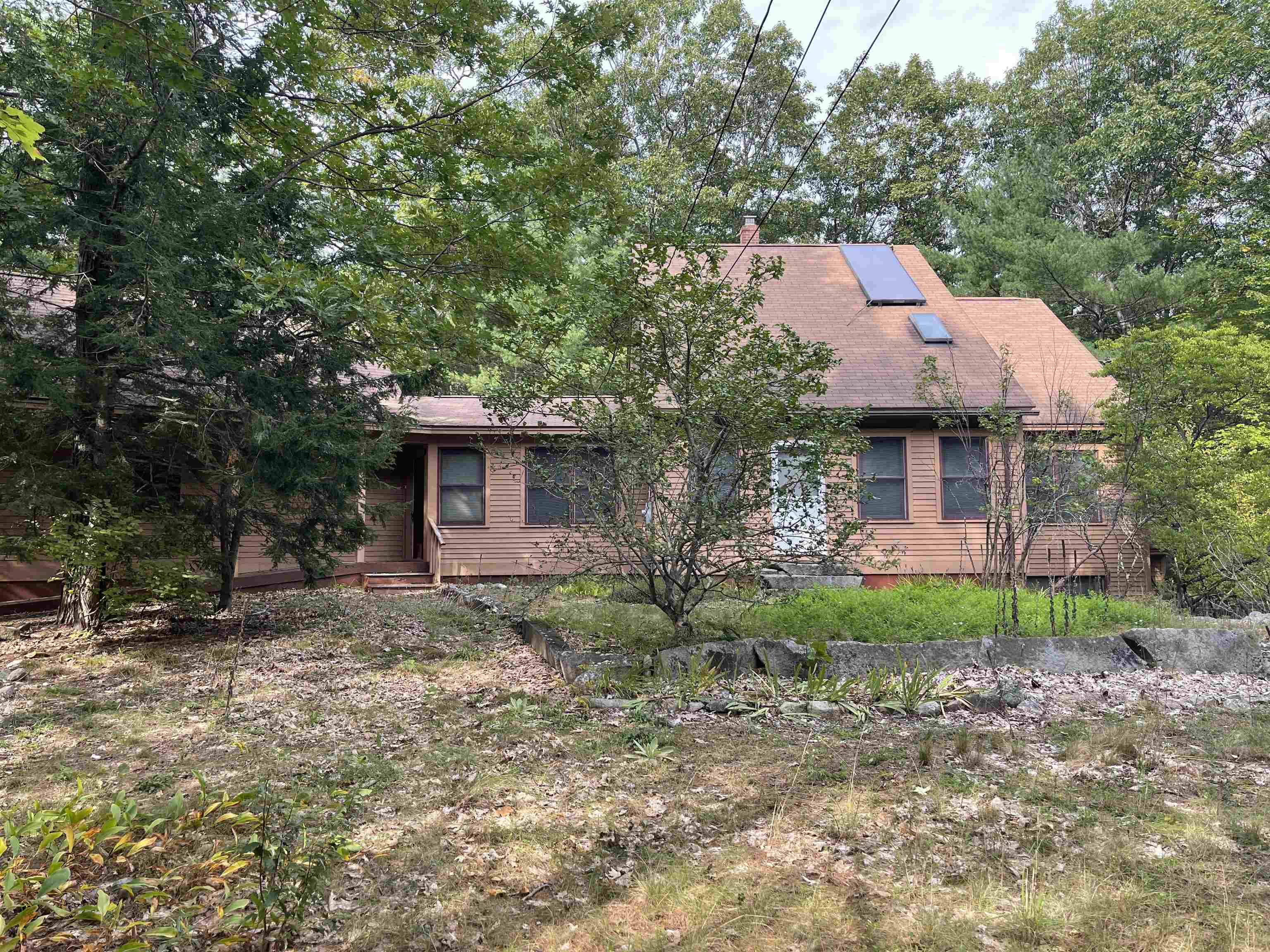 38 Little Pond Road Concord, NH 03301 - Photo 2 of 30
