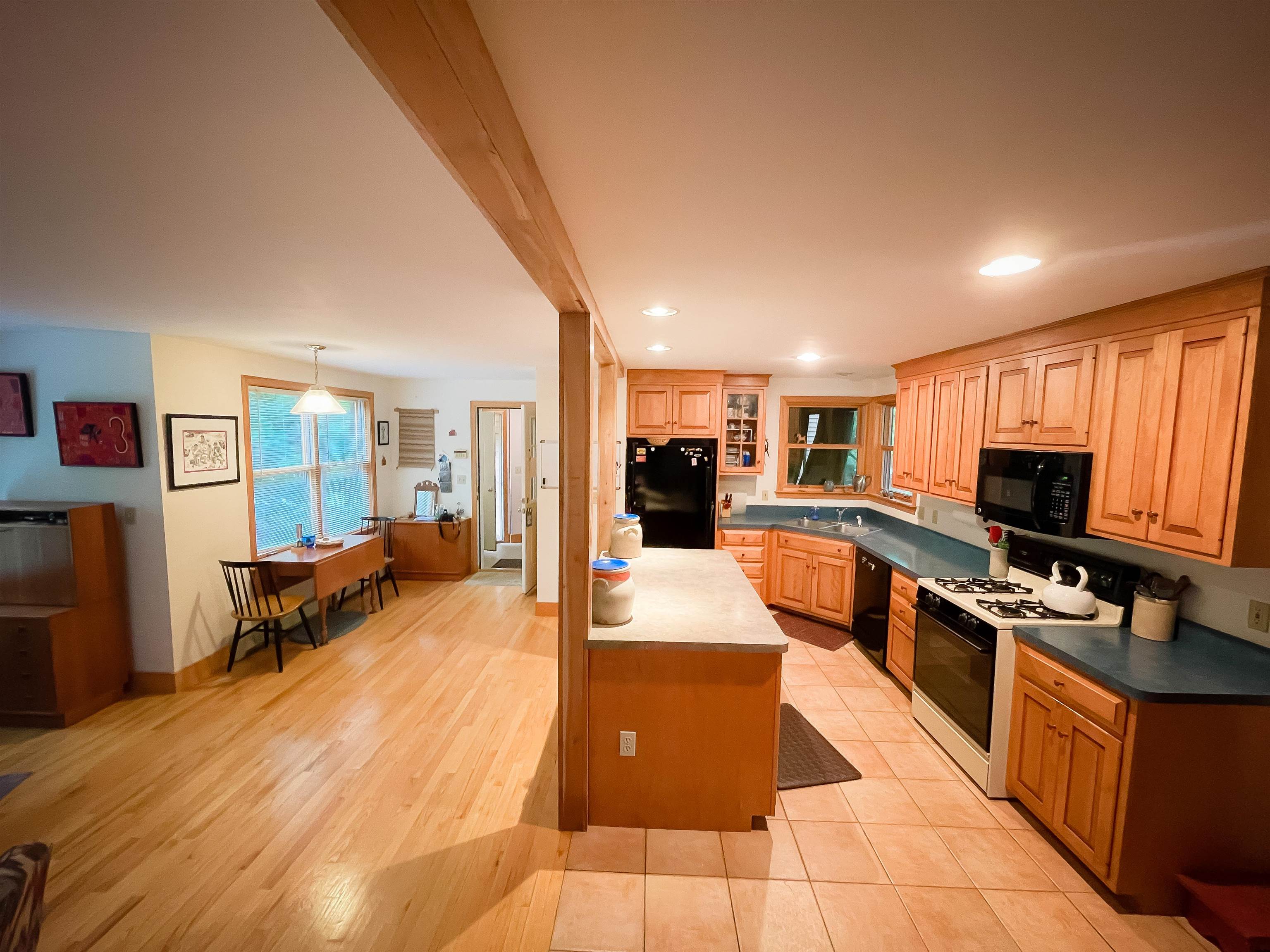 38 Little Pond Road Concord, NH 03301 - Photo 28 of 30