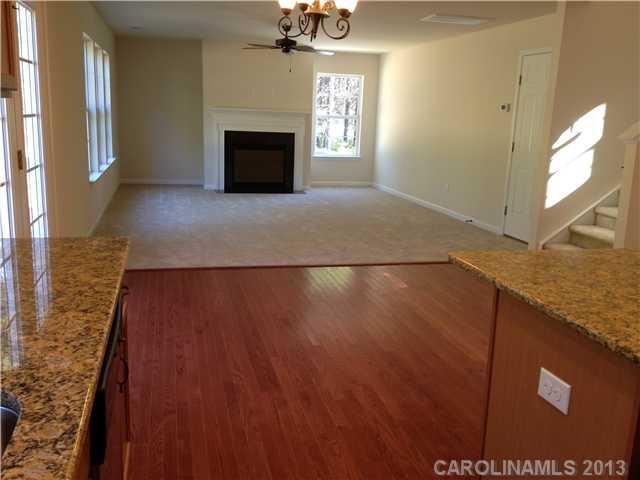803 Fieldstone Road, Unit 2 Mooresville, NC 28115 - Photo 5 of 15