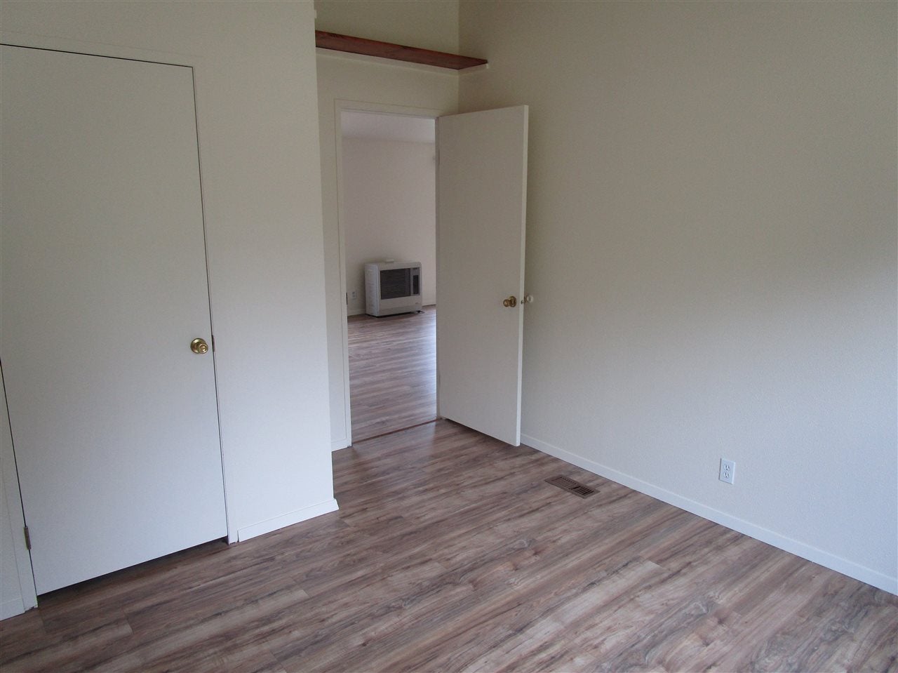 825 Deetz Road Mount Shasta, CA 96067 - Photo 10 of 18 Gallery Image 10