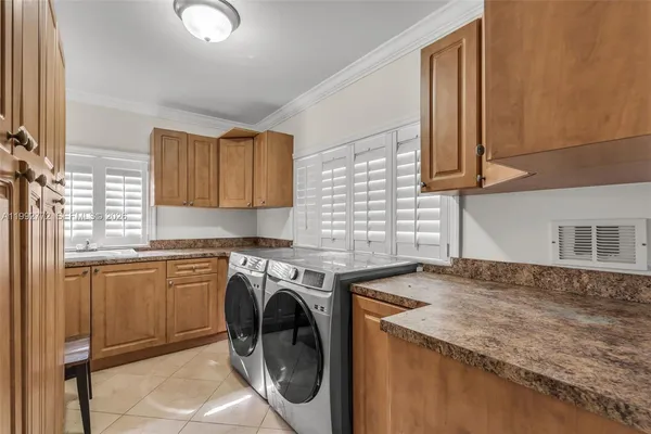 $20,000 | 1550 Taragona Drive, Coral Gables, FL 33134
