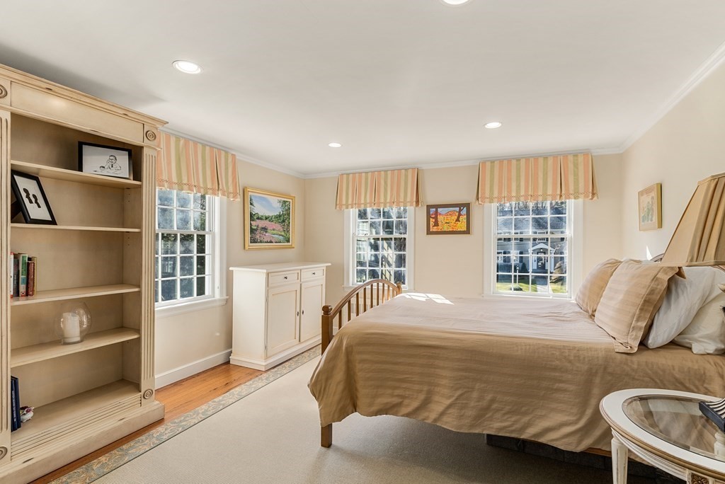 7 Nantucket Road Wellesley, MA 02481 - Photo 28 of 37 a bedroom with a large bed and a window