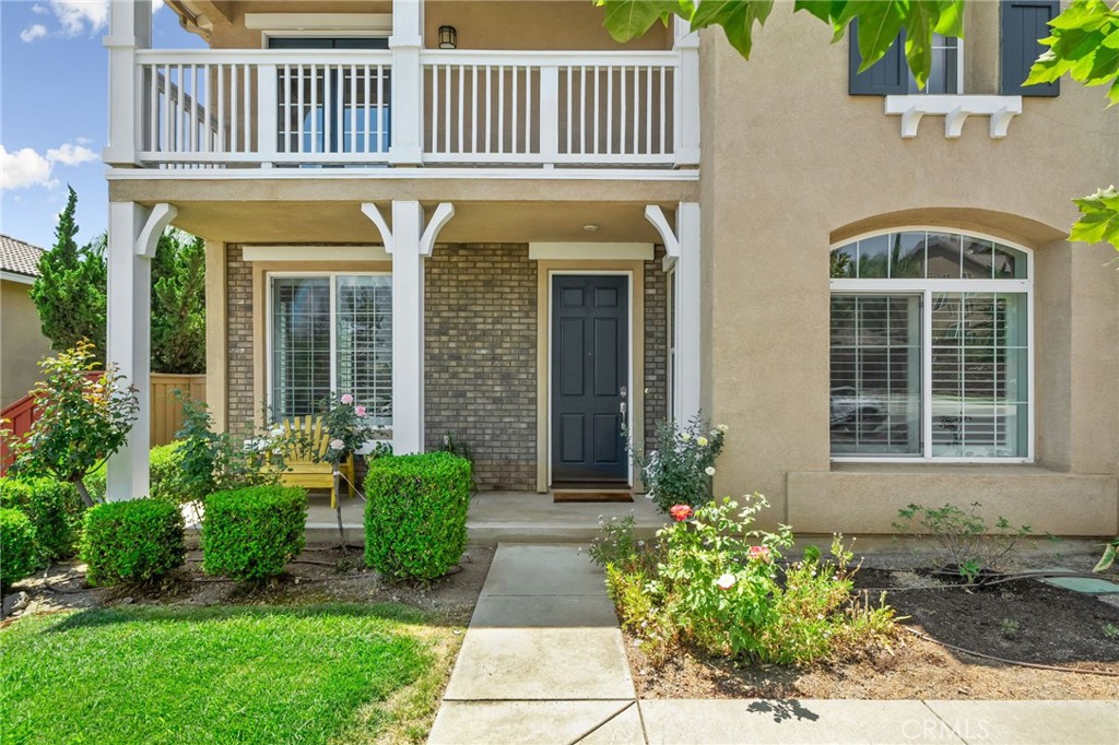 8587 Hunt Canyon Road Corona, CA 92883 - Photo 4 of 45