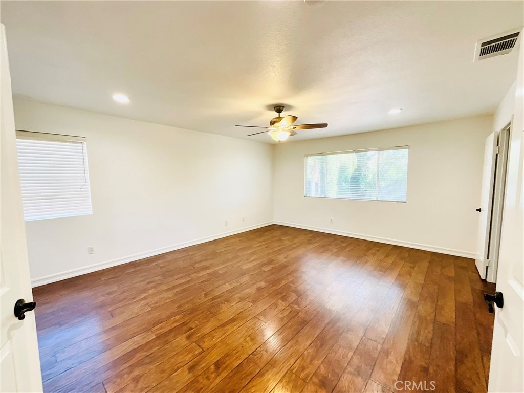 26 Proclamation Way Irvine, CA 92602 - Photo 34 of 48
