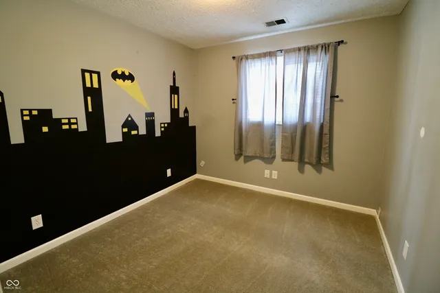 $299,900 | 1689 Nantucket Drive, Cicero, IN 46034