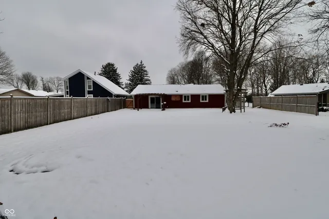 $299,900 | 1689 Nantucket Drive, Cicero, IN 46034