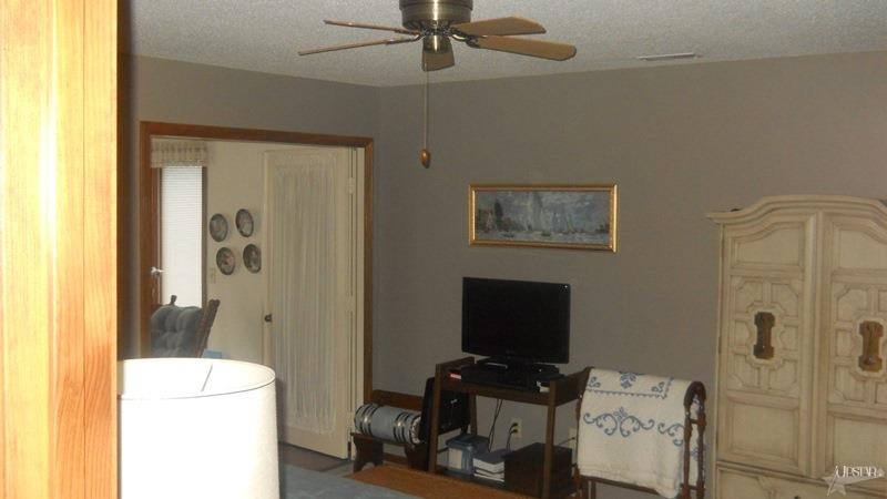 1033 Grenelefe Court Decatur, IN 46733 - Photo 3 of 9