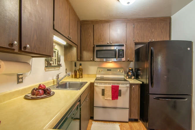 15460 Donner Pass Road, Unit 35 Truckee, CA 96161 - Photo 8 of 14 Gallery Image 8