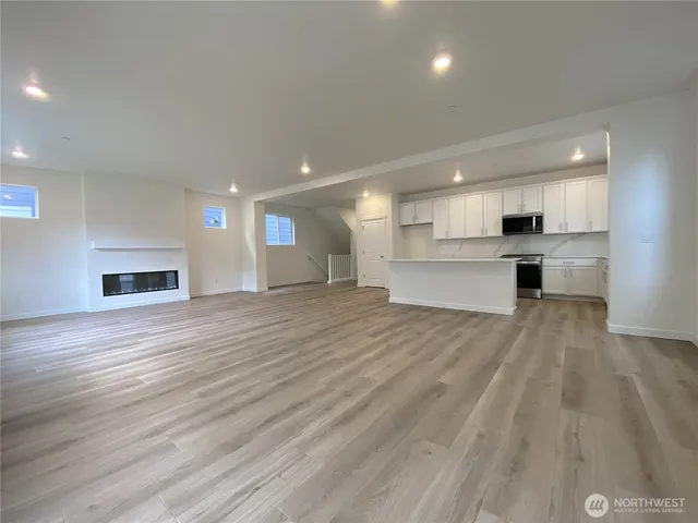 $824,950 | 1436 121st Avenue Southeast, Unit MB 32, Lake Stevens, WA 98258