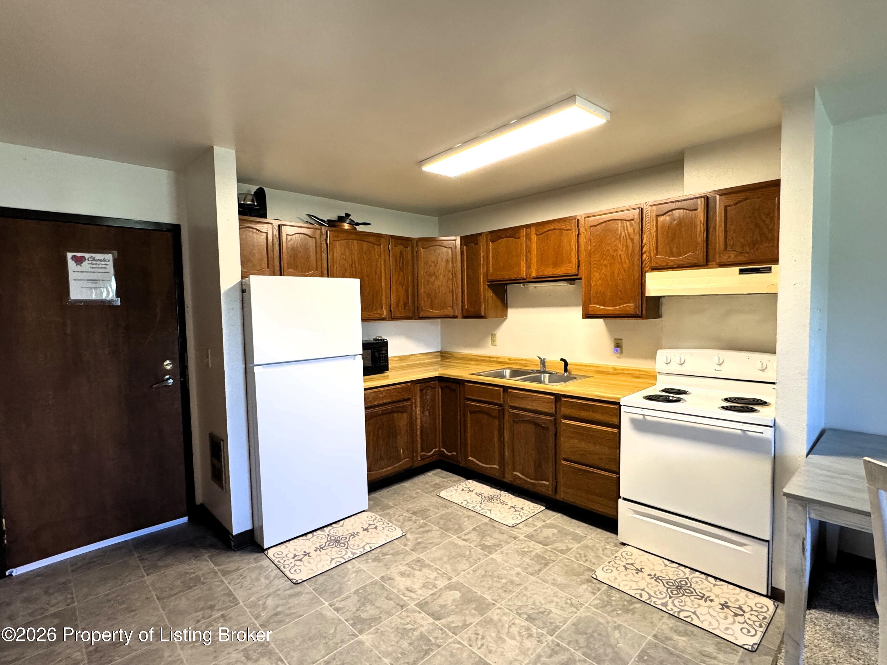 202 2nd Street West Reeder, ND 58649 - Photo 10 of 26 Gallery Image 10