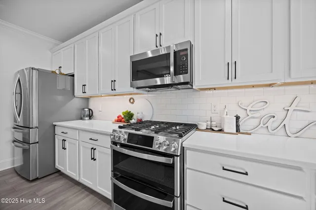 $609,000 | 1058 Buckley Drive, Grimesland, NC 27837