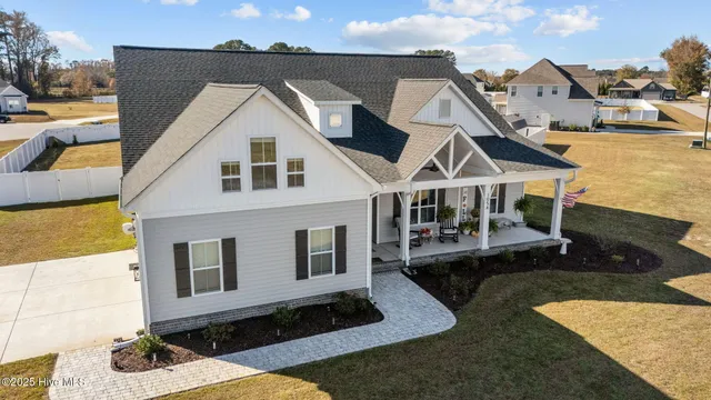 $609,000 | 1058 Buckley Drive, Grimesland, NC 27837