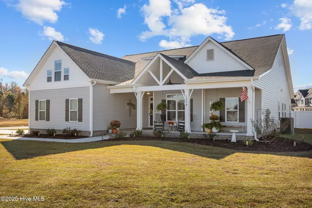 $609,000 | 1058 Buckley Drive, Grimesland, NC 27837