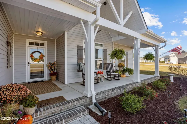$609,000 | 1058 Buckley Drive, Grimesland, NC 27837