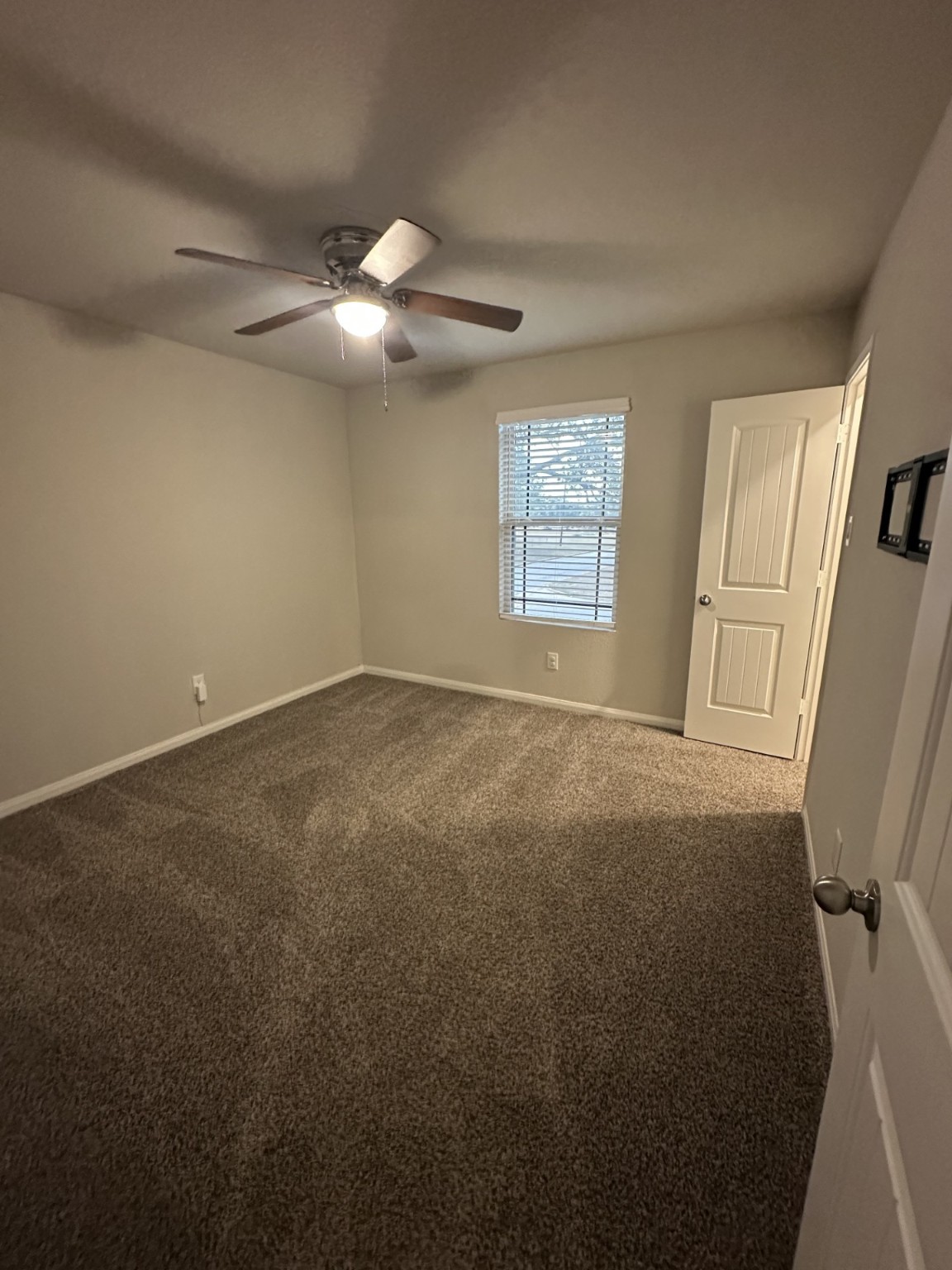 2146 10th Street Hempstead, TX 77445 - Photo 10 of 14