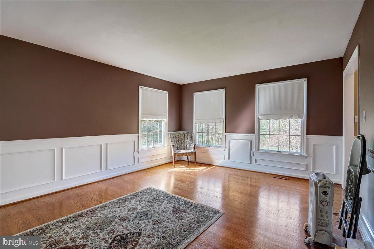 5724 Williams Road Hydes, MD 21082 - Photo 22 of 76 Formal Living Room