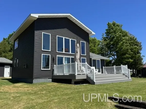 $495,000 | 5870 Juniper Aa Lane, Rapid River, MI 49878