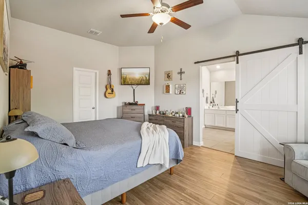 $2,500 | 633 Oleander Creek, Seguin, TX 78155