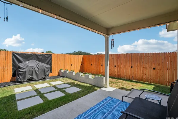 $2,500 | 633 Oleander Creek, Seguin, TX 78155