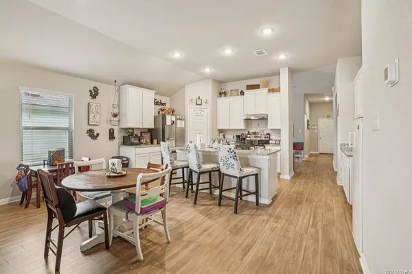 $2,500 | 633 Oleander Creek, Seguin, TX 78155