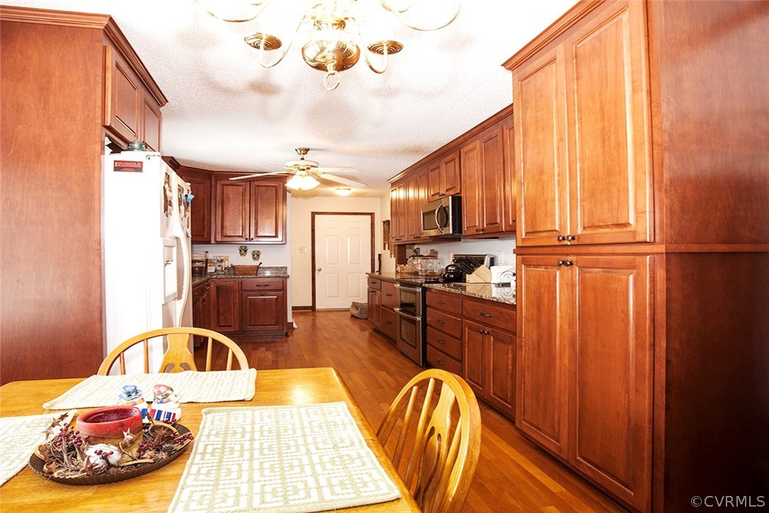 4454 Old Gee Road Hopewell, VA 23860 - Photo 7 of 43 Gallery Image 7