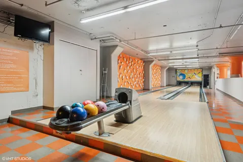 $390,000 | 565 West Quincy Street, Unit 609, Chicago, IL 60661