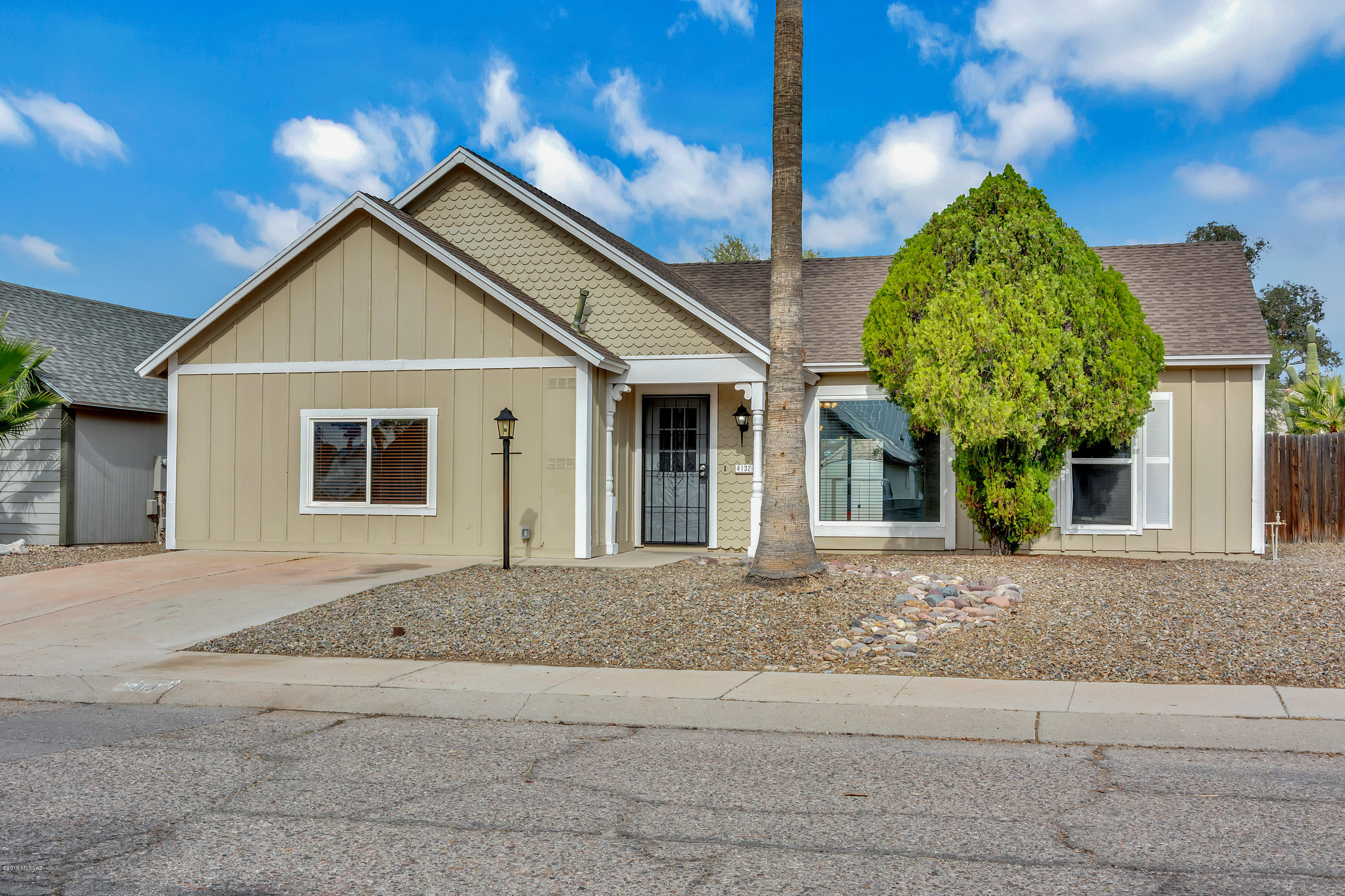 4132 West Treece Way Tucson, AZ 85742 - Photo 2 of 34