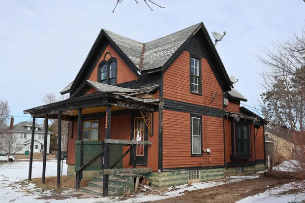 $59,900 | 713 5th Avenue, Eau Claire, WI 54703