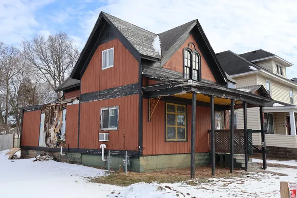 $69,900 | 713 5th Avenue, Eau Claire, WI 54703